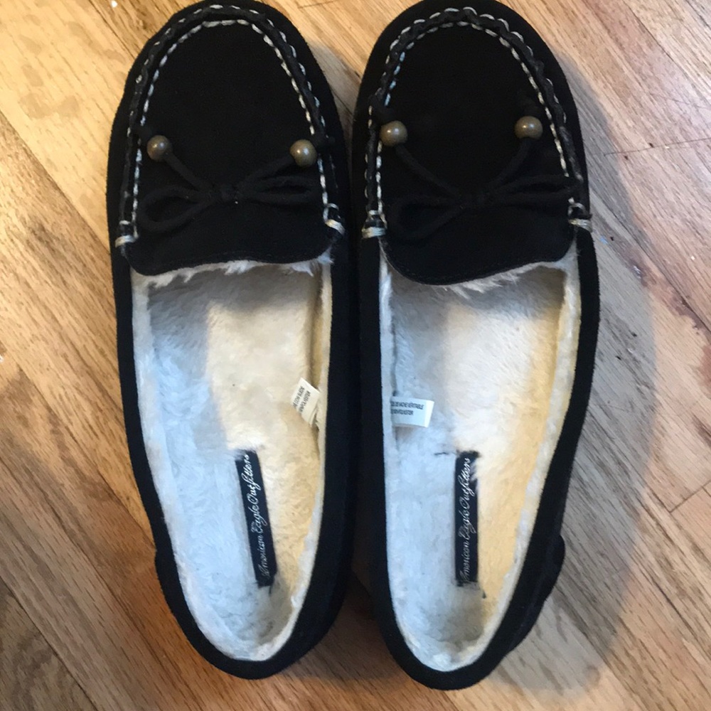 American Eagle Outfitters bow moccasins